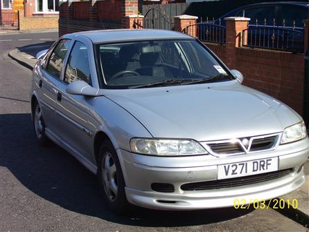 Vauxhall Vectra Cars. Used Silver Vauxhall Vectra