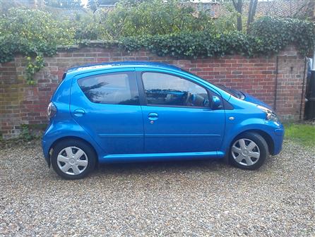 Used Toyota AYGO AYGO Blue. 2010(10); 7000 miles; Manual; 1000cc Petrol