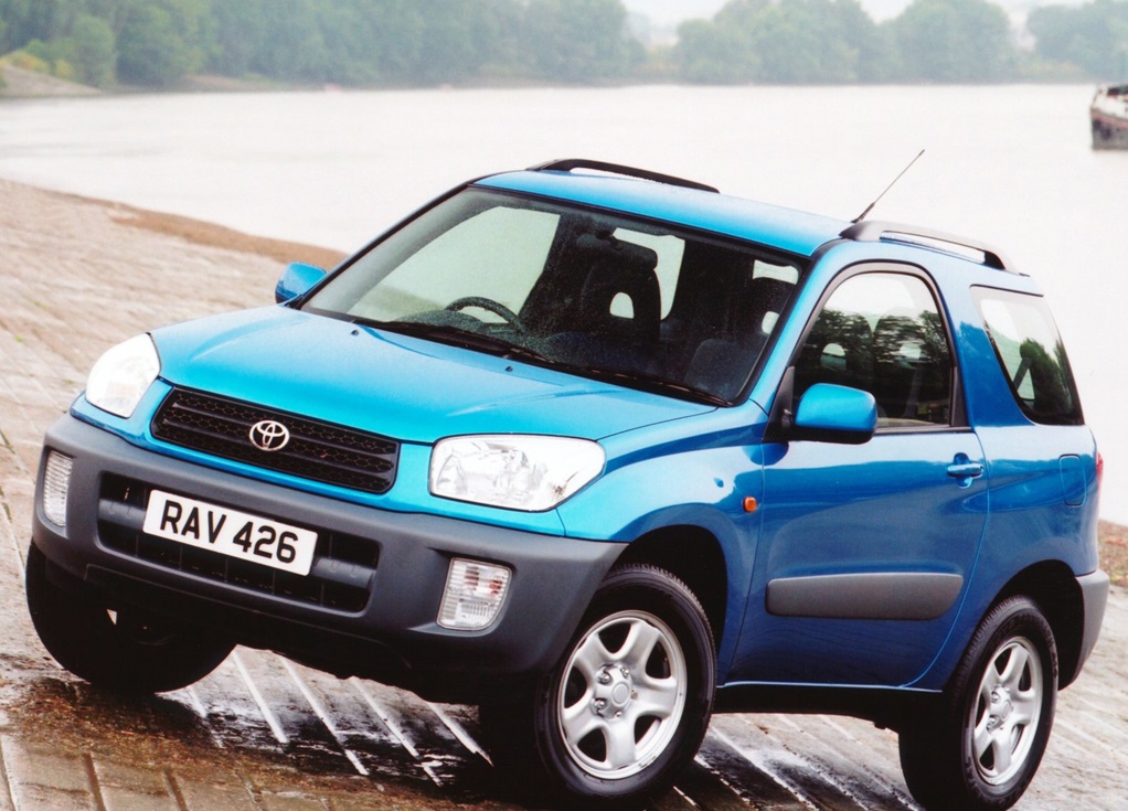 Toyota rav4 2003 трехдверный